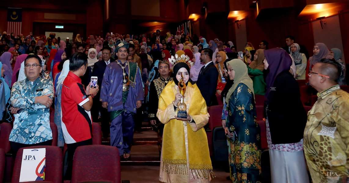Jakim Juara Pidato Piala Ketua Pengarah Perkhidmatan Awam 2017 2
