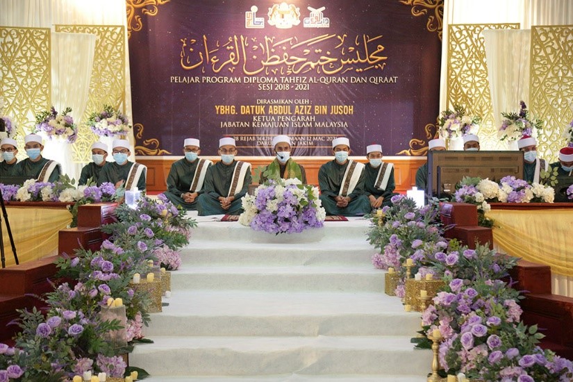 Majlis Khatam Hafazan Al Quran Pelajar Diploma Tahun 2021 11