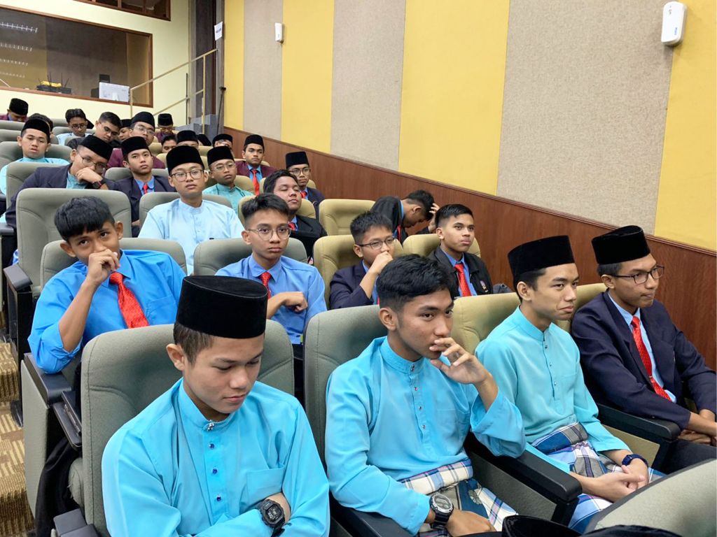 DQ Sampaikan Taklimat STM Kepada Para Huffaz Maahad Tahfiz Negeri Pahang