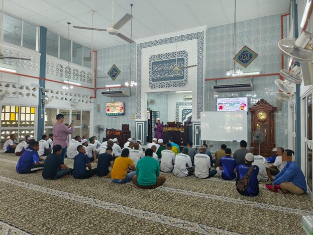 Program Terapi Pikospiritual Islam Klien Aadk Daerah Hulu Langat Di Masjid Masjid 9