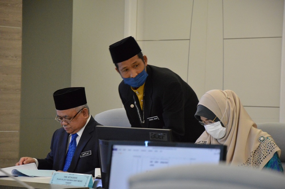 Mesyuarat Lembaga Penasihat Pembangunan Al Quran Malaysia LPQM 6