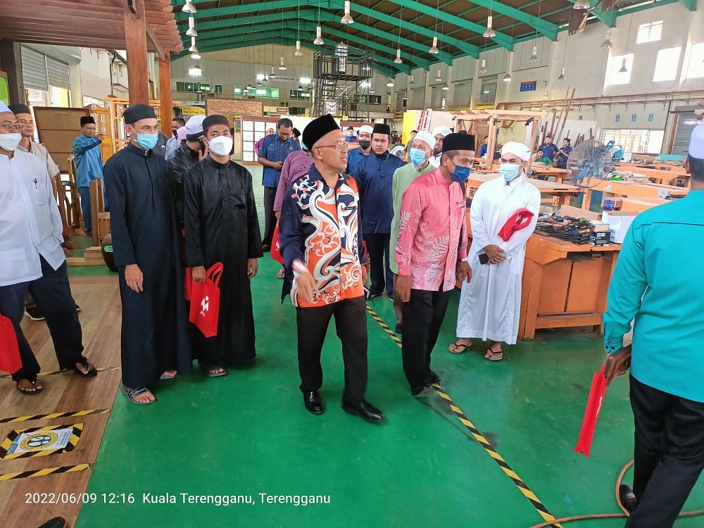 JAKIM Bersama JPK Bertemu Institusi Tahfiz Di Zon Timur 9