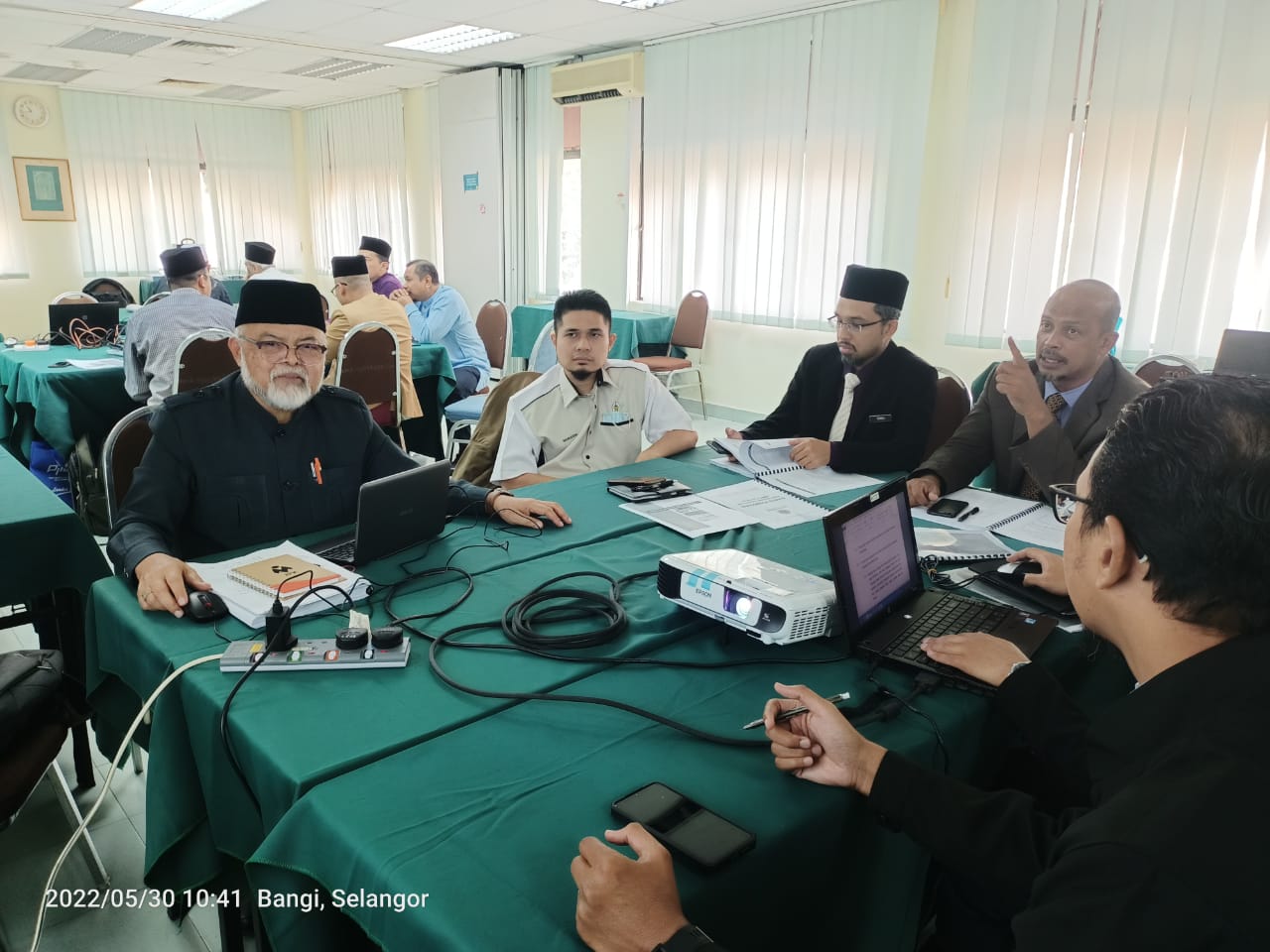 Sinergi Membangunkan Garis Panduan Pengurusan Tahfiz Siri 1 1