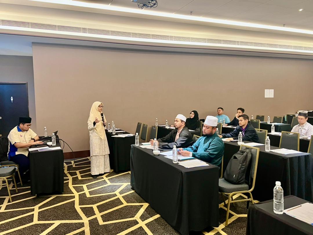 Program Rintis Kursus Kompetensi Hakim Pelapis Mthqk Siri 2 04