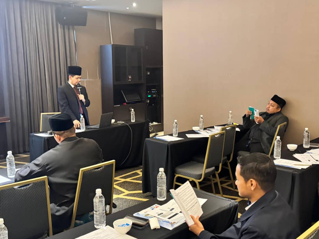 Program Rintis Kursus Kompetensi Hakim Pelapis Mthqk Siri 2 06