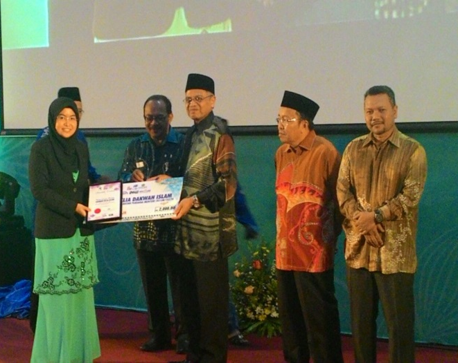 USIM Juara Pertandingan Pidato Piala YB Menteri 2015 3