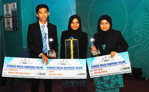 USIM Juara Pertandingan Pidato Piala YB Menteri 2015 6