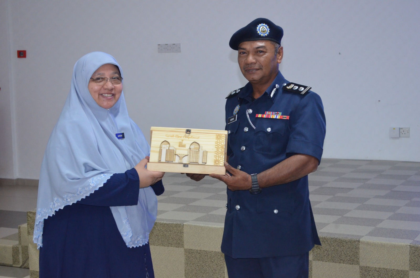 Gambar 1