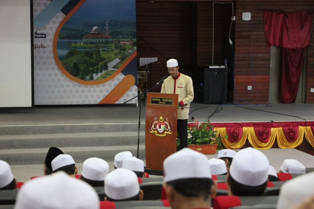 207 PELAJAR DIPLOMA DQ TURUN BERKHIDMAT DI LAPANGAN 2