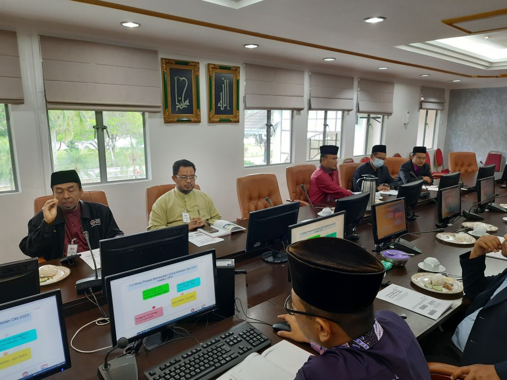 DQ Dan UPSI Bincang Isu Kemasukan Pelajar