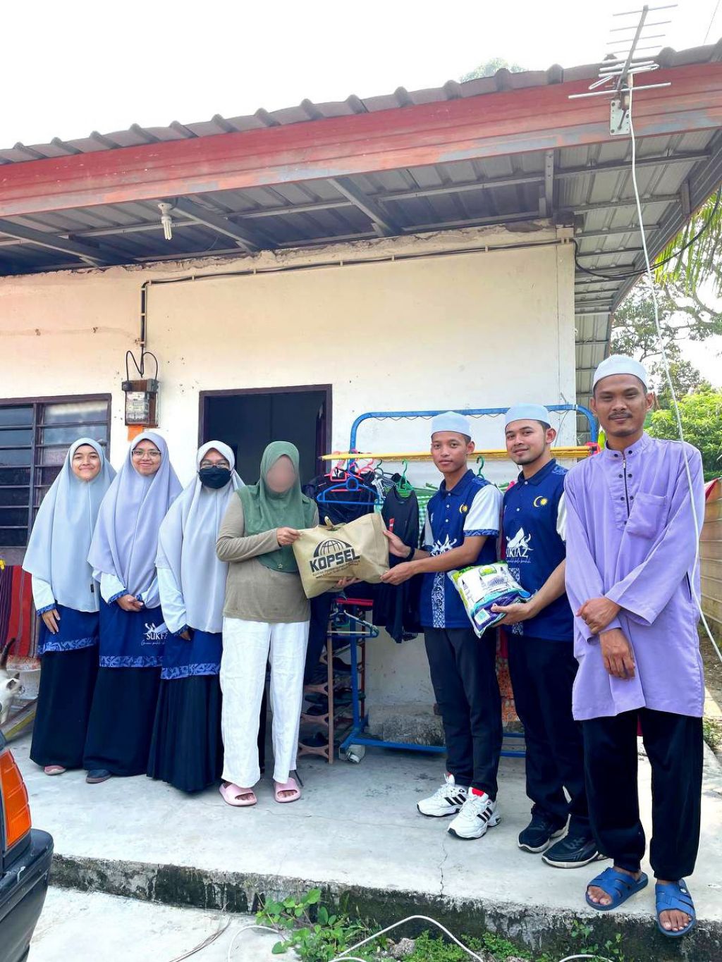 Pelajar Dq Santuni Anak Yatim Dan Asnaf Payasum 2