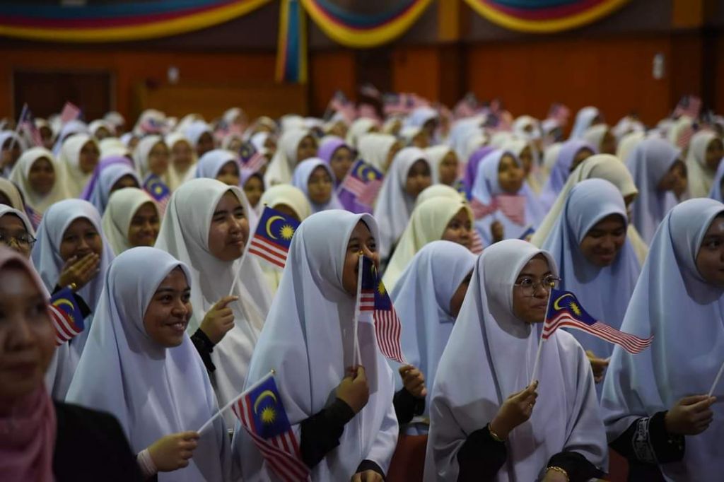 Perhimpunan Pelajar Bersama Pengarah Sempena Bulan Kemerdekaan 1