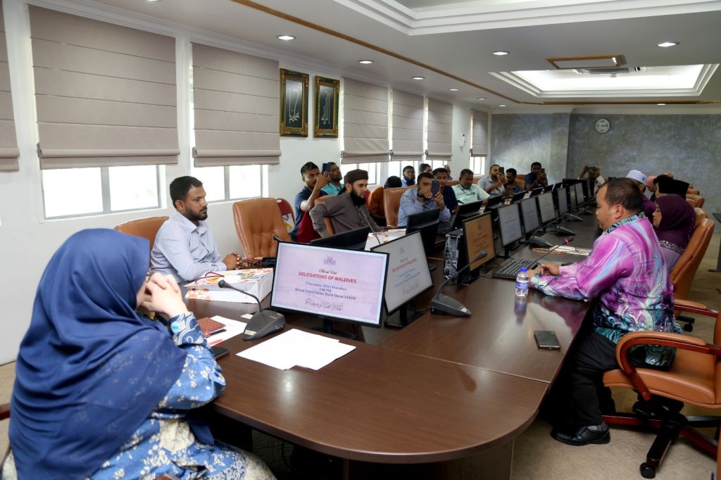 LAWATAN KERJA DELEGASI DARI NEGARA MALDIVES KE DQ 02