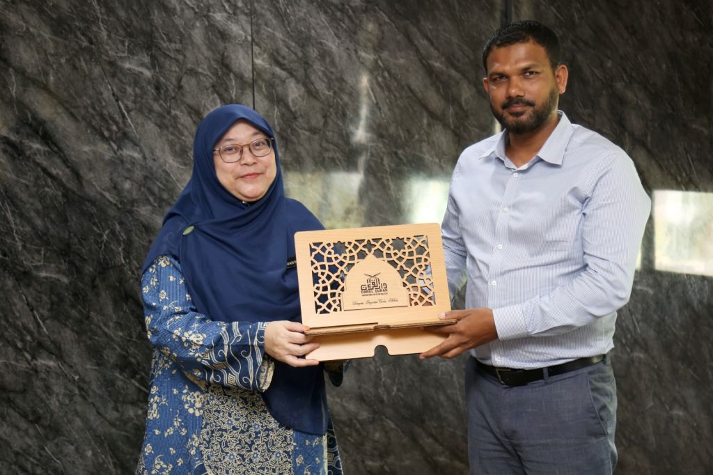 LAWATAN KERJA DELEGASI DARI NEGARA MALDIVES KE DQ 07