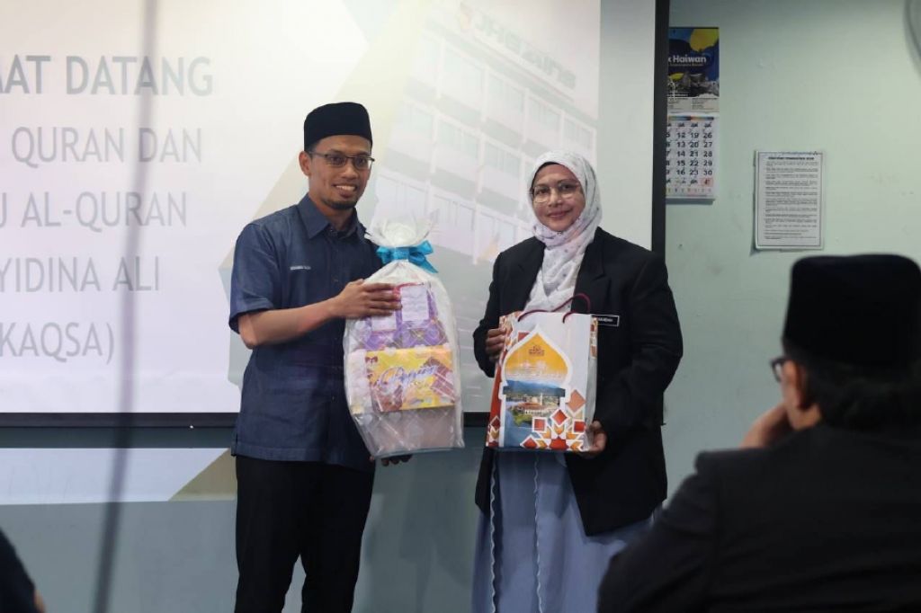 PELAJAR SYUKBAH HALAL SERTAI PROGRAM VISIT HALAL 2024 05