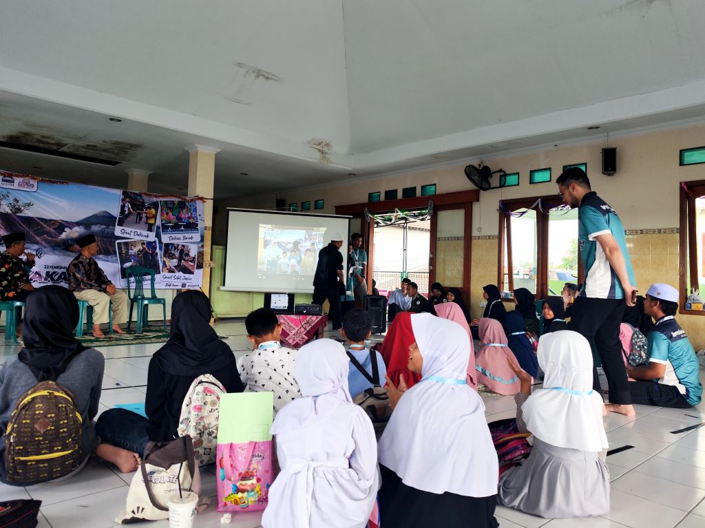 PELAJAR USIM DQ JAYAKAN PROGRAM OUTREACH DI JOGJAKARTA 06