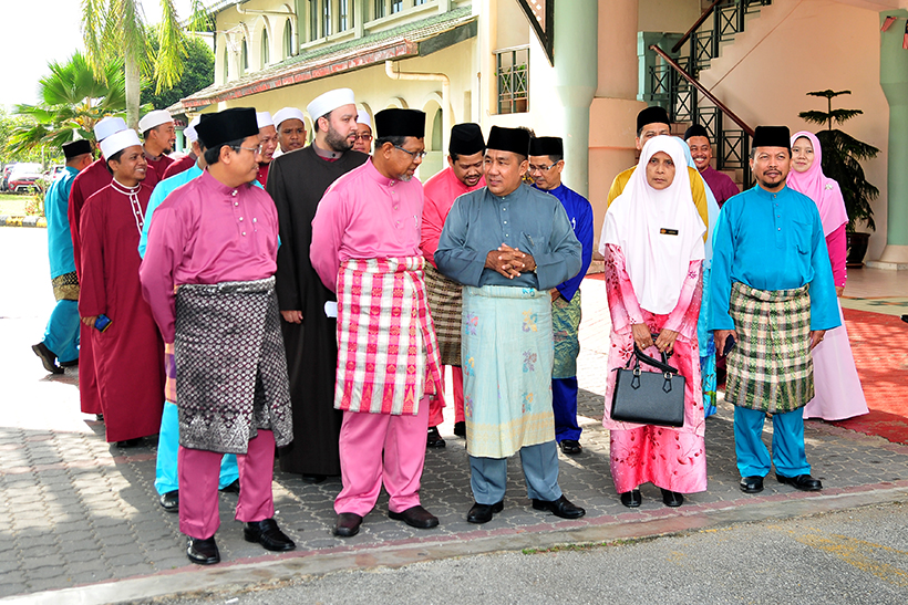 Majlis Khatam Hafazan Al Quran Pelajar Diploma DQ 2013 2016 1