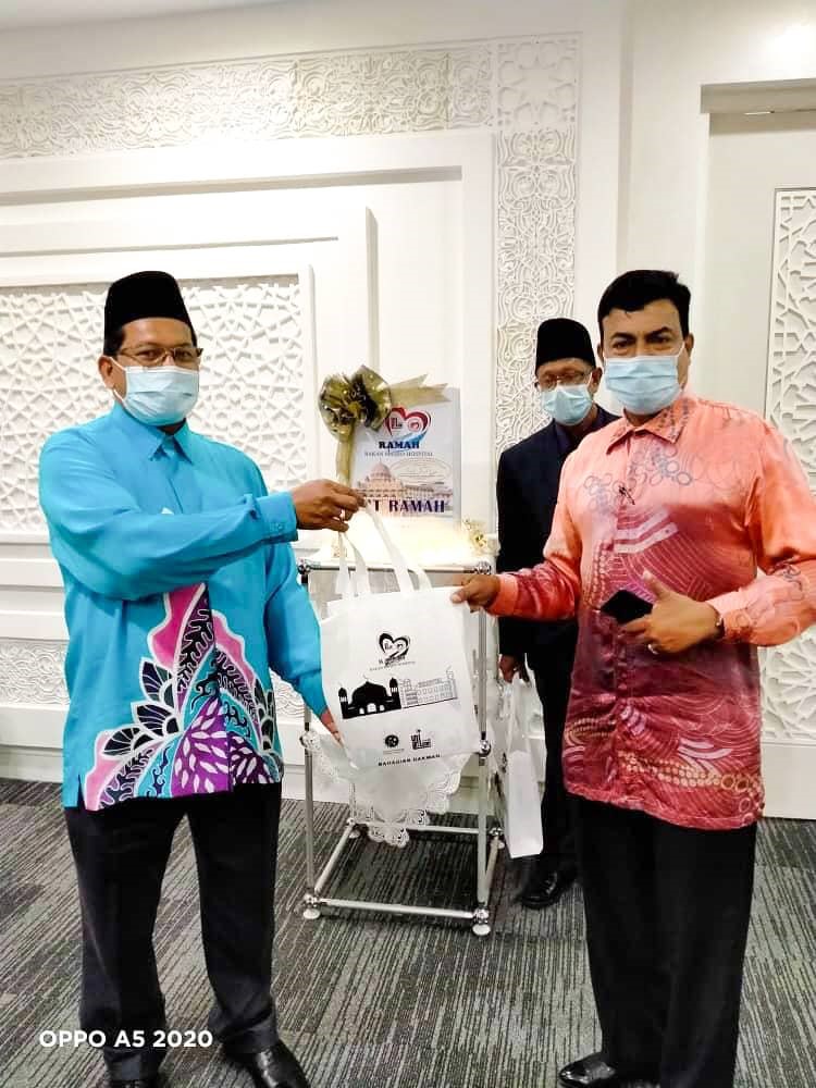 Majlis Pelancaran Kit Ramah Dan Penyampaian Kerusi Roda 3