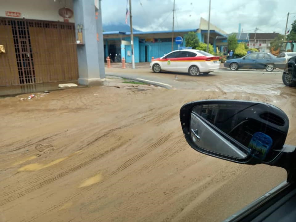 Sumbangan Kecemasan Tabung Musaadah Kepada Mangsa Banjir Kepala Air di Kedah 6