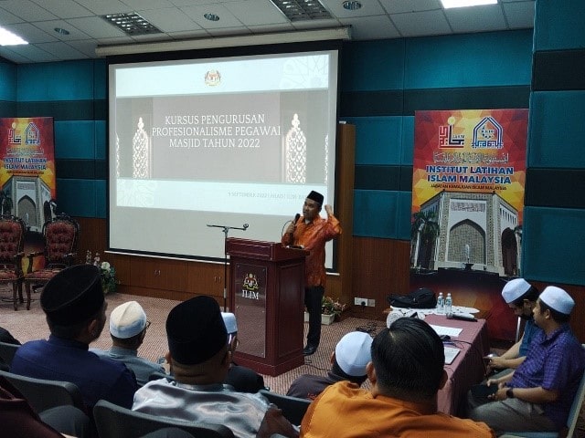 Kursus Pengurusan Profesionalisme Pegawai Masjid 1