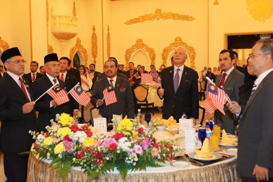 Majlis Penghargaan Penyelidikan Indeks Syariah Malaysia 9