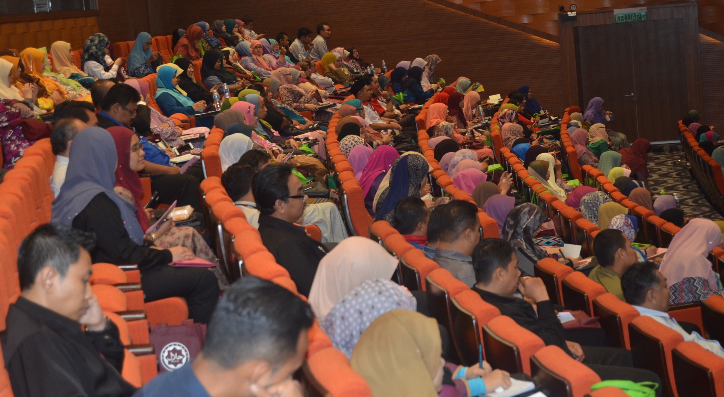 WACANAPUTRAJAYA 12 APRIL 2017 7 