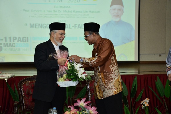 Muhadharah Perdana ILIM 2020 Menggapai Al Falah 9