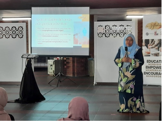 Program Kaunseling Syarie Dan Usrah Interaktif Kumpulan Sisterhood 5