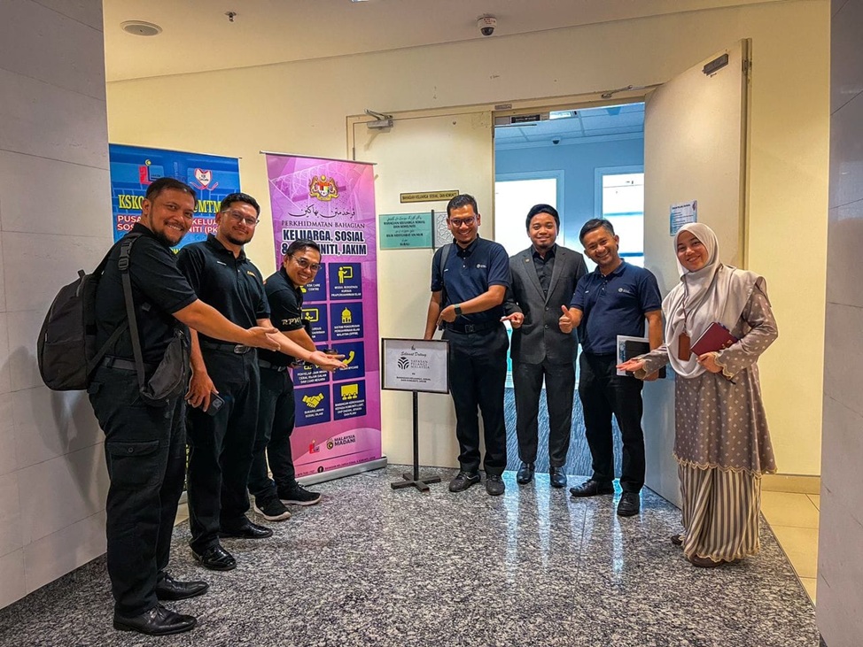 Yayasan Pelangi 6