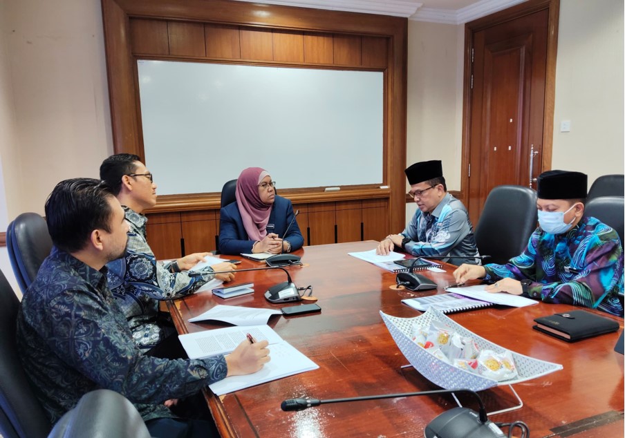 KUNJUNG HORMAT TKPO KE KKM 01
