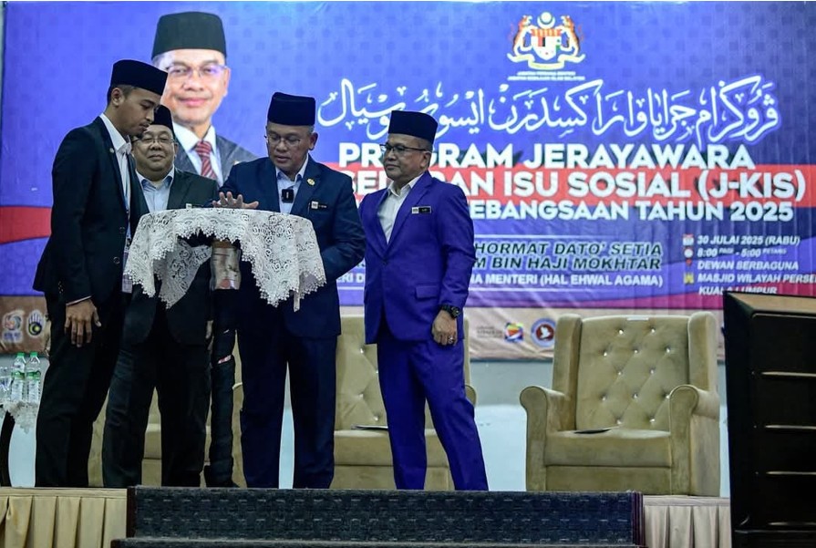 JKIS 2025 Bina Jati Diri Remaja Mekar dengan Nilai Islam MADANI 03