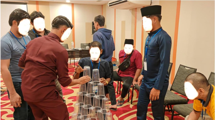 RAKAN SETIA KOMUNITI DAN OUTREACH BERSAMA KLIEN AADK 06