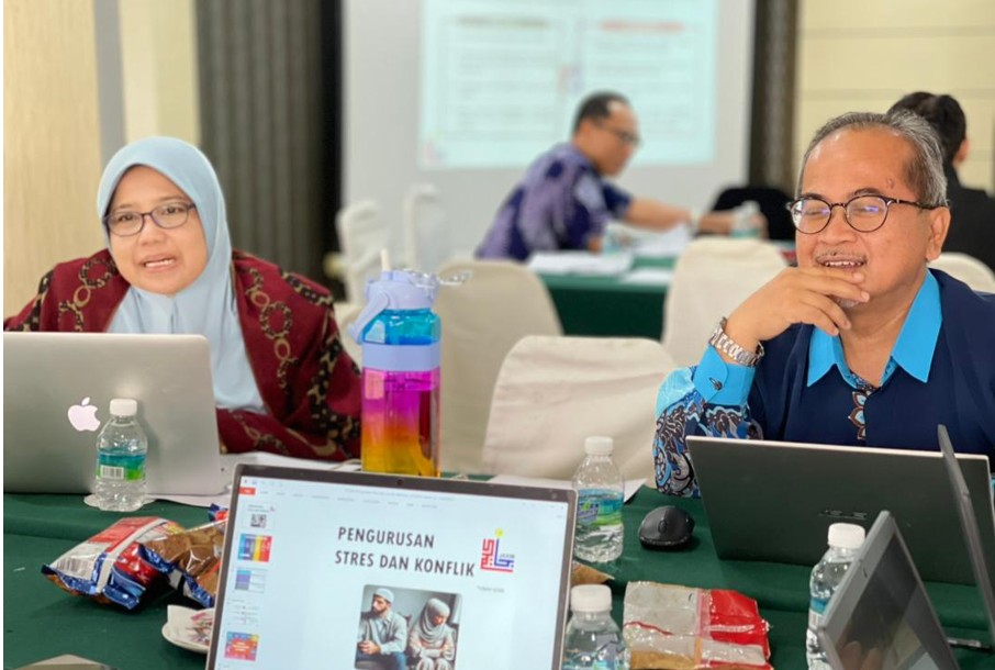 Bengkel Kemaskini Kandungan Modul Bersepadu Kursus Praperkahwinan Islam MBKPI 09