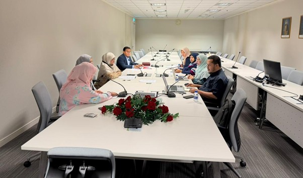 Sesi Temubual Kajian Pembangunan Modul Pendidikan Seksual Reproduktif 06