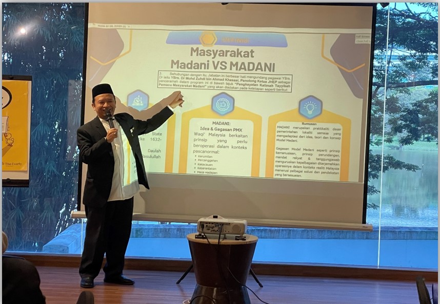 Persidangan Meja Bulat Pembangunan Dokumen 02