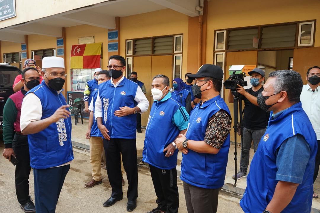 Skuad Musaadah Keluarga Malaysia Santuni Mangsa Banjir di Hulu Langat 3