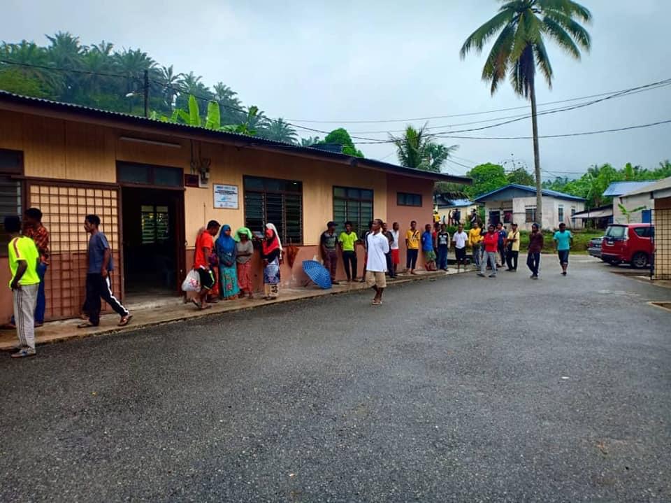 Bantuan Tabung Musaadah Org Asli Kampung Sungai Berua 5