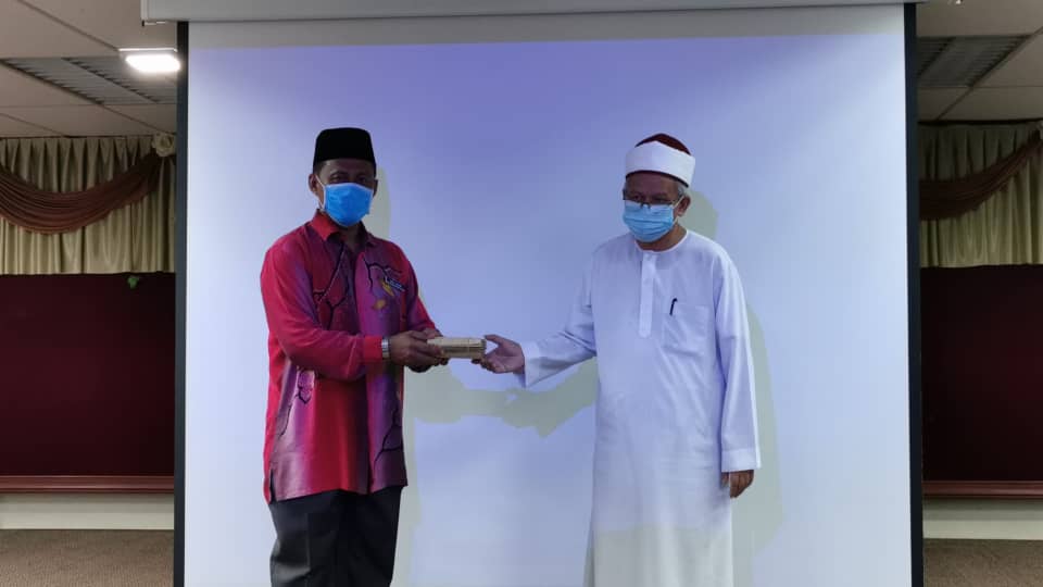 Lawatan mesra YB Menteri ke Maahad Integrasi Tahfiz Banting 2