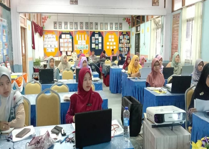 Bengkel Pengurusan Sistem Maklumat Pendidikan Islam Simpeni Guru Data Daerah Machang3