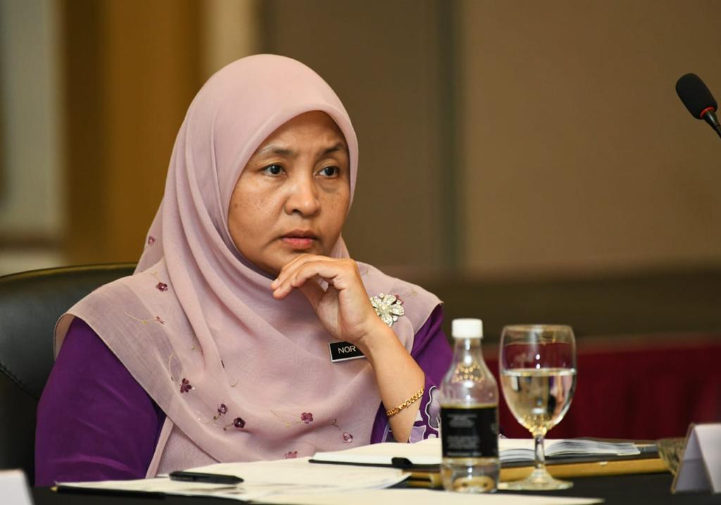 Menteri Bersama Industri Penyiaran Malaysia 6
