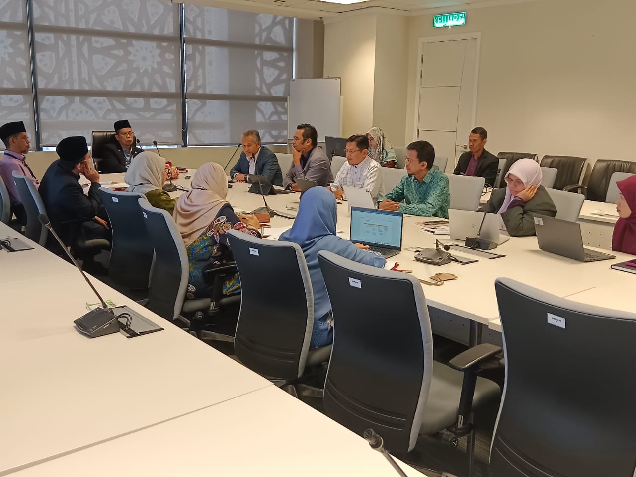 Revolusi Hibah Ruqbah 03